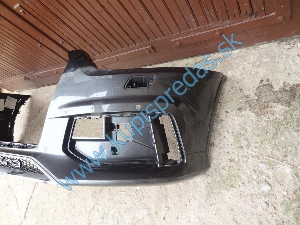 Predný nárazník Audi Q3 RS 8U0